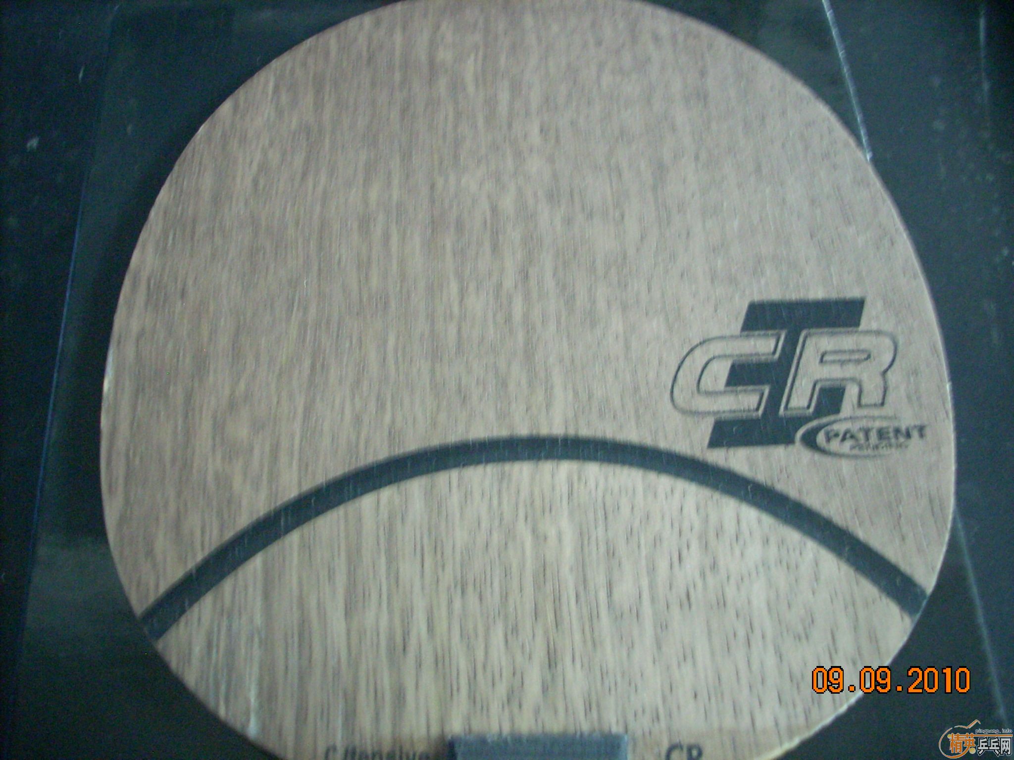 ���ֻƱ�OC-CR��FL����Լ87g,��Լ5.5mm,��һƬ�л���ͣ���ɫ��