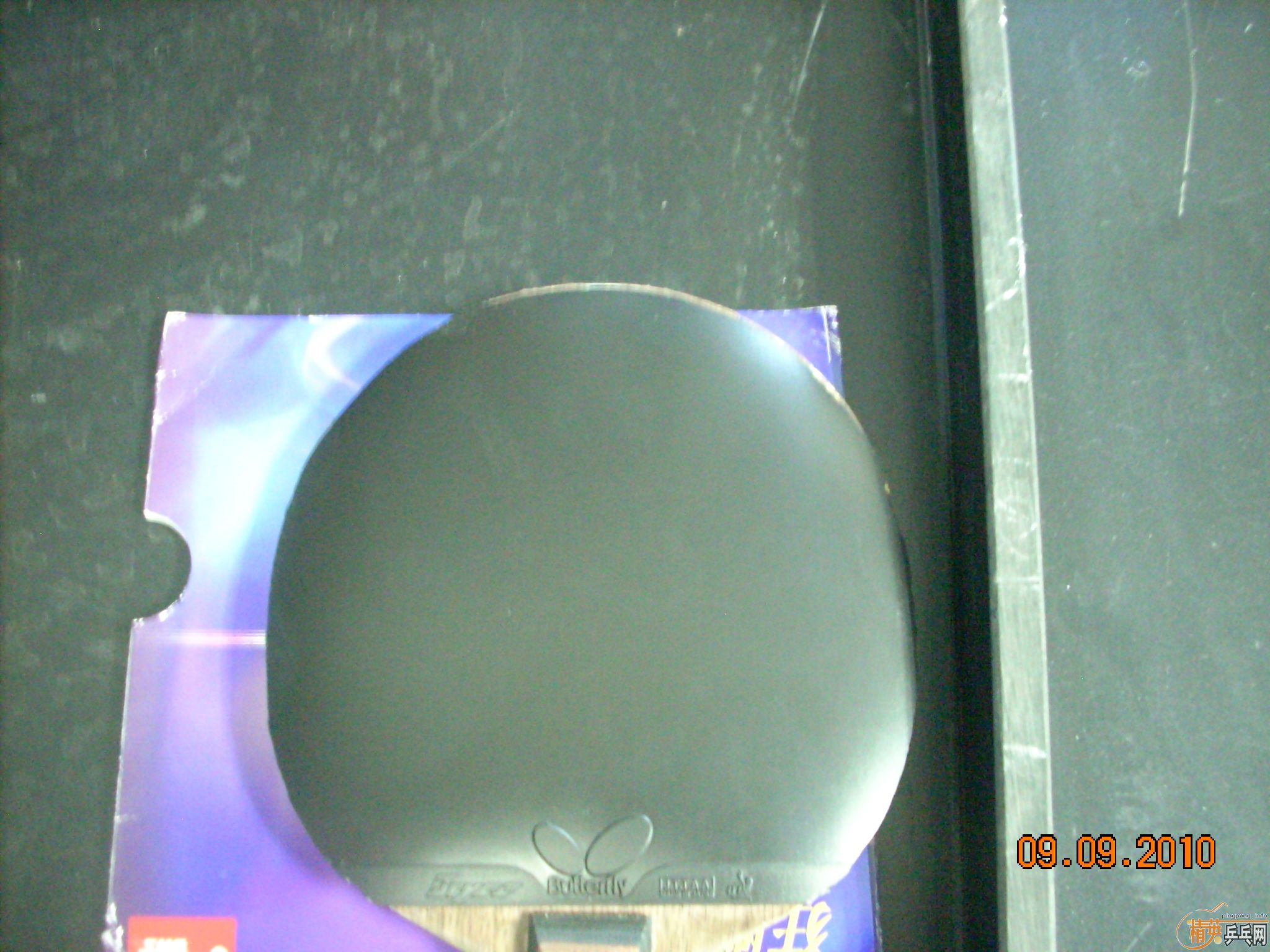 ���ֻƱ�OC-CR��FL����Լ87g,��Լ5.5mm,��һƬ�л���ͣ���ɫ��