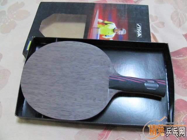 ���º�ڣ�YE 3D ���߿���֮�����л�����