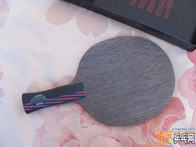 ��������º�ڣ�YE 3D ���߿���������