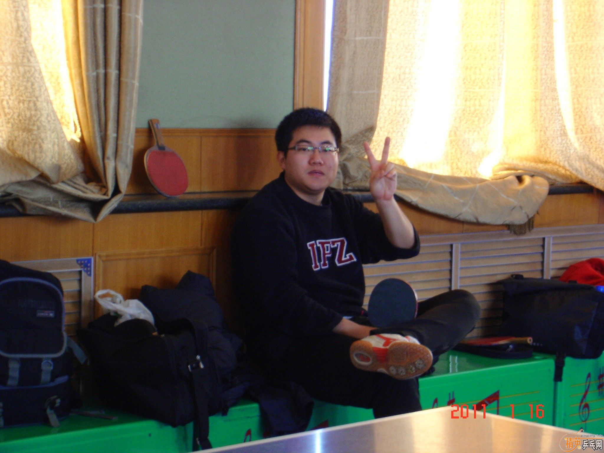 [ͼ]Ӣµ()ƹҾֲ2011걭Ƭ