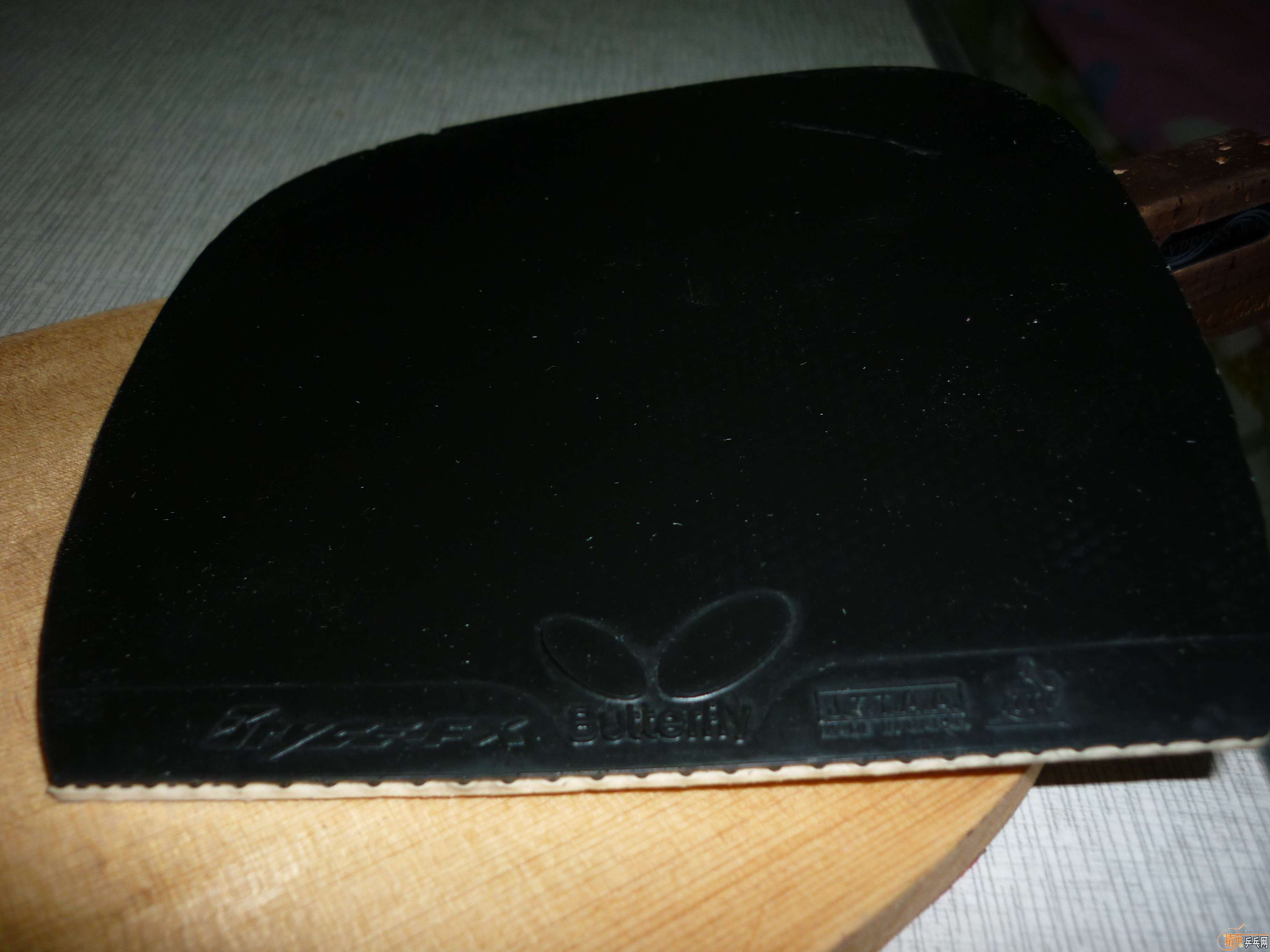 ��ɫ���FX����������ֱ���棬����ɫΨ�ѵ�Ƥ����100����