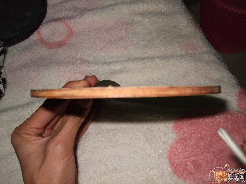 ���Ŀ�ľ��ֱ��YE�����ֱ��