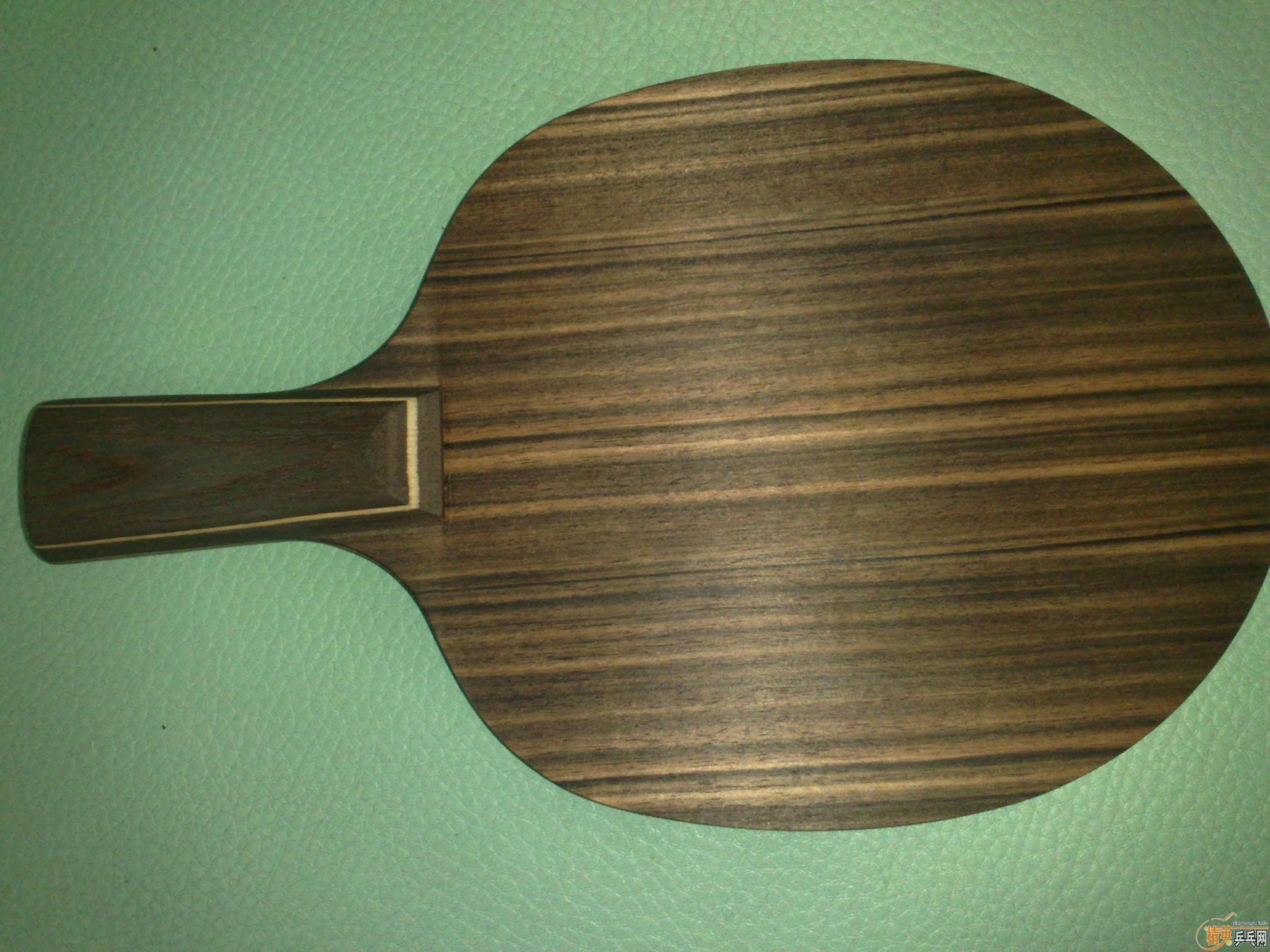 �����ˣ���������͵�һ�ѣ�����ڡ�HRT��̴ֱ�帽һЩ��Ƥ��