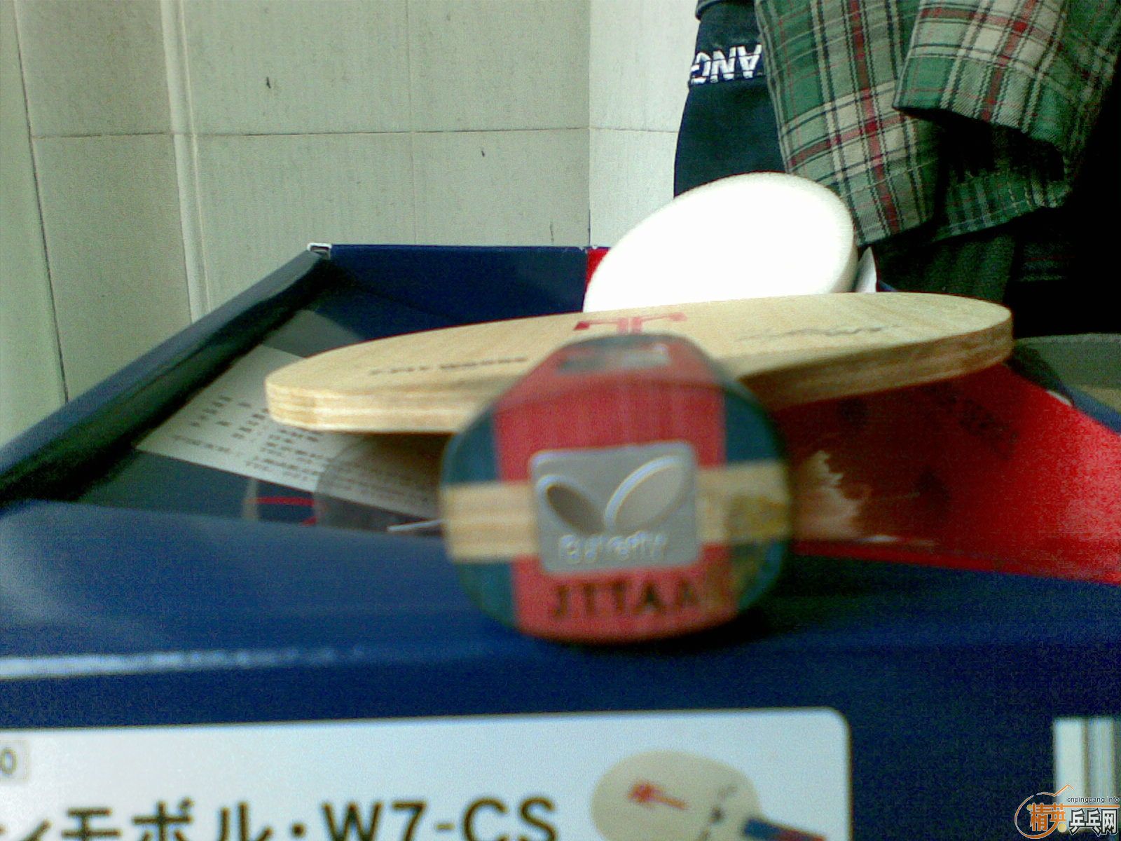 ������  W7