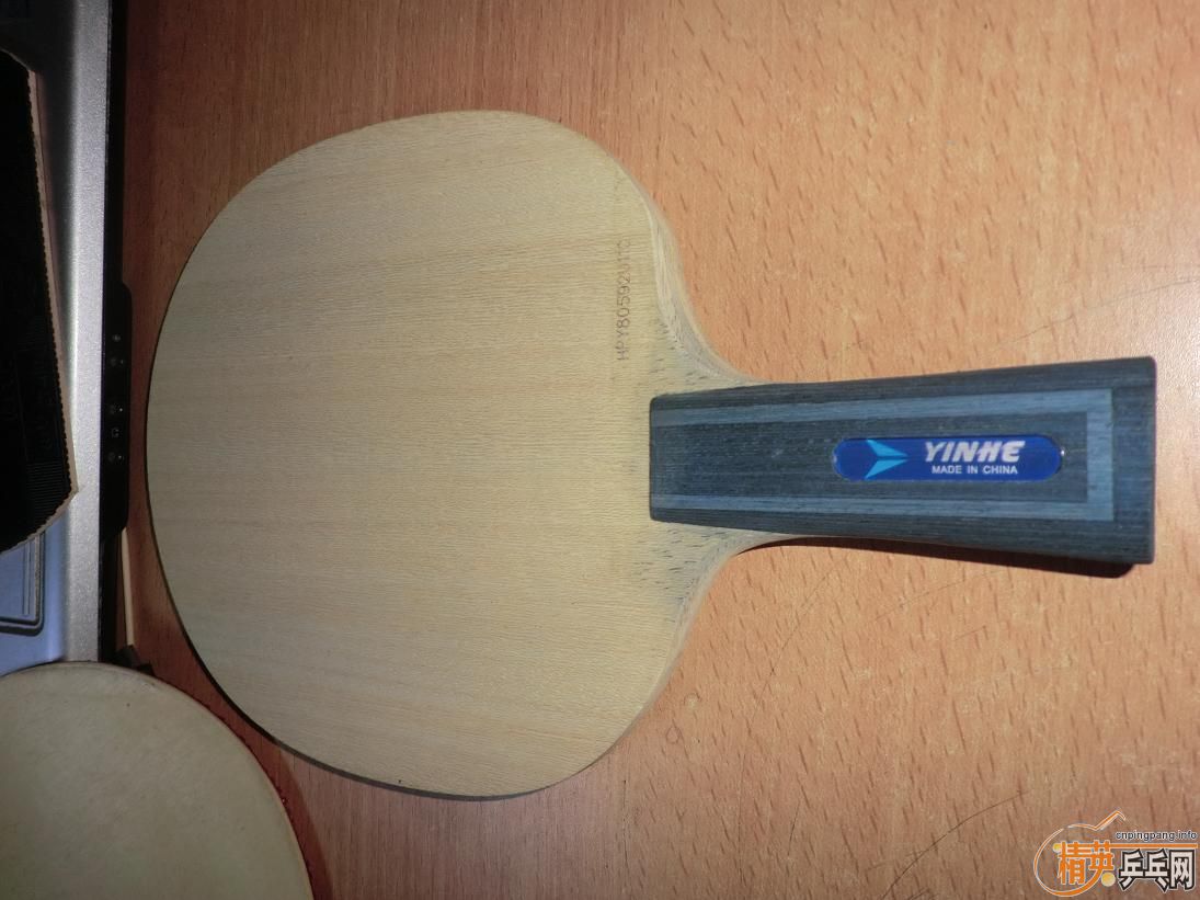 ��ֱ���Ӻ����µ£�����4�Ž�Ƥ���۸����������