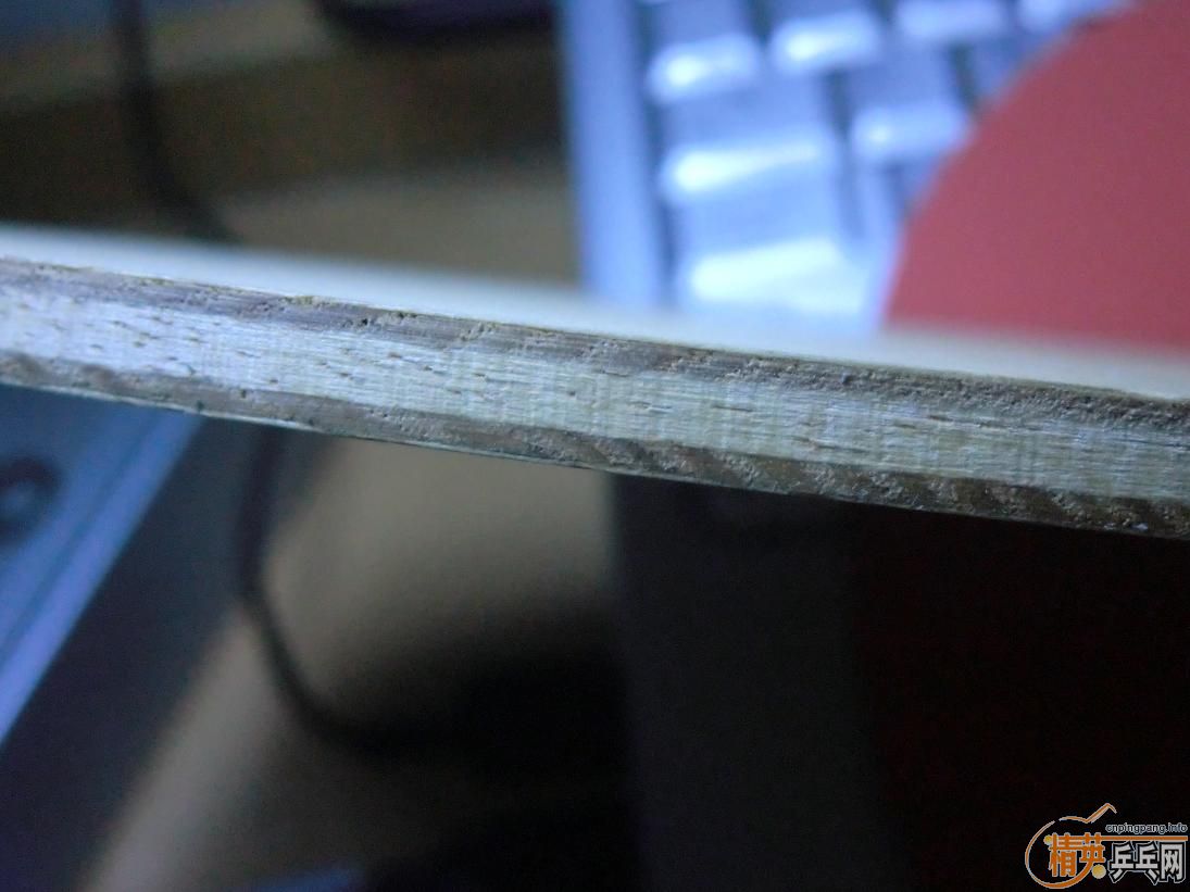 ��ֱ���Ӻ����µ£�����4�Ž�Ƥ���۸����������