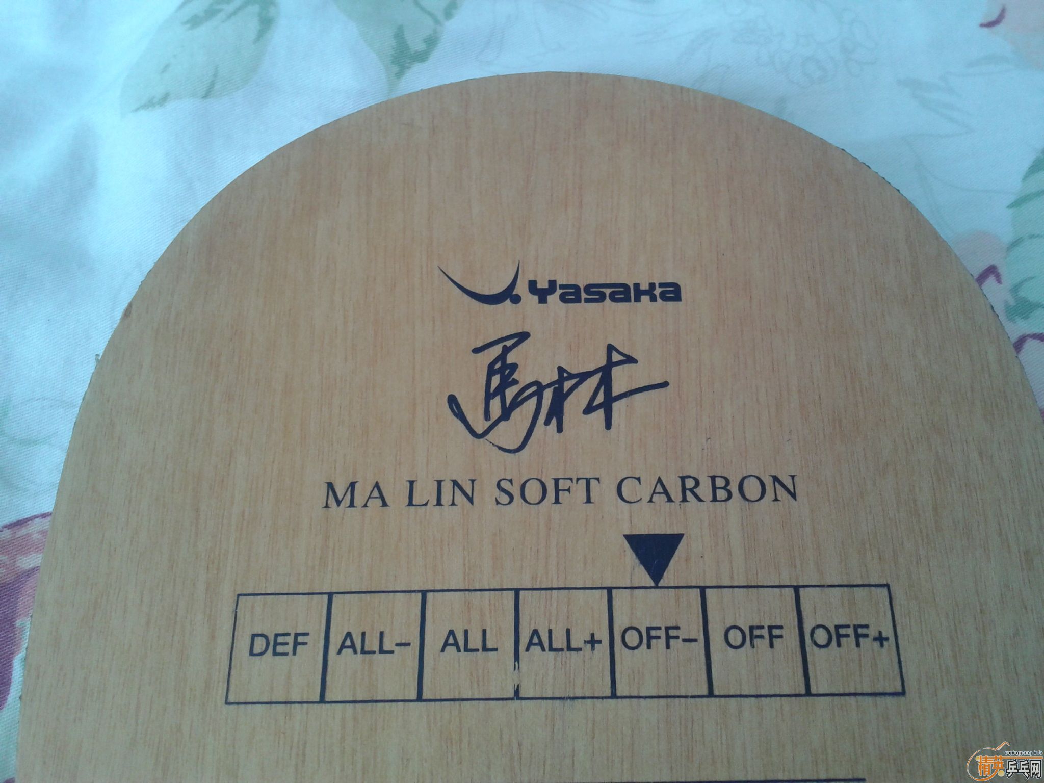 ����ɫ�õ�������̼