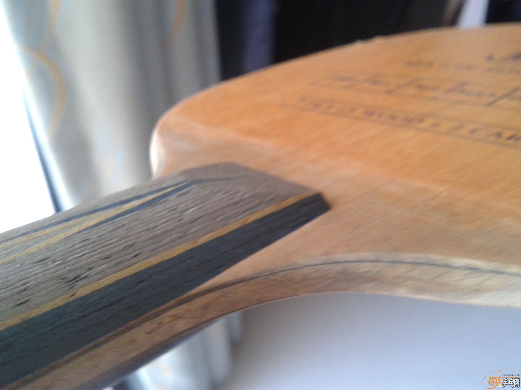 ����ɫ�õ�������̼