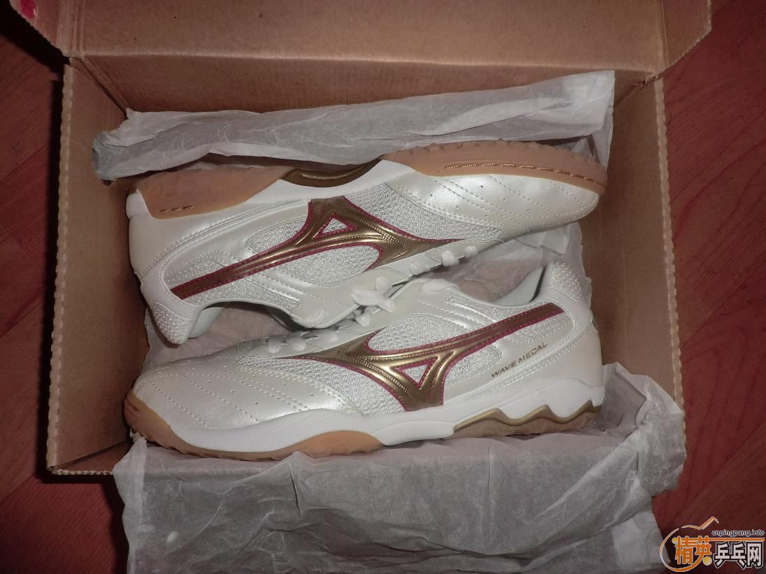 ���Ϻ�����񣬺��괫��105�����˼�����ɫ����ŨWAVE MEDALƹ����Ь������ƹ���򵥼����֧����