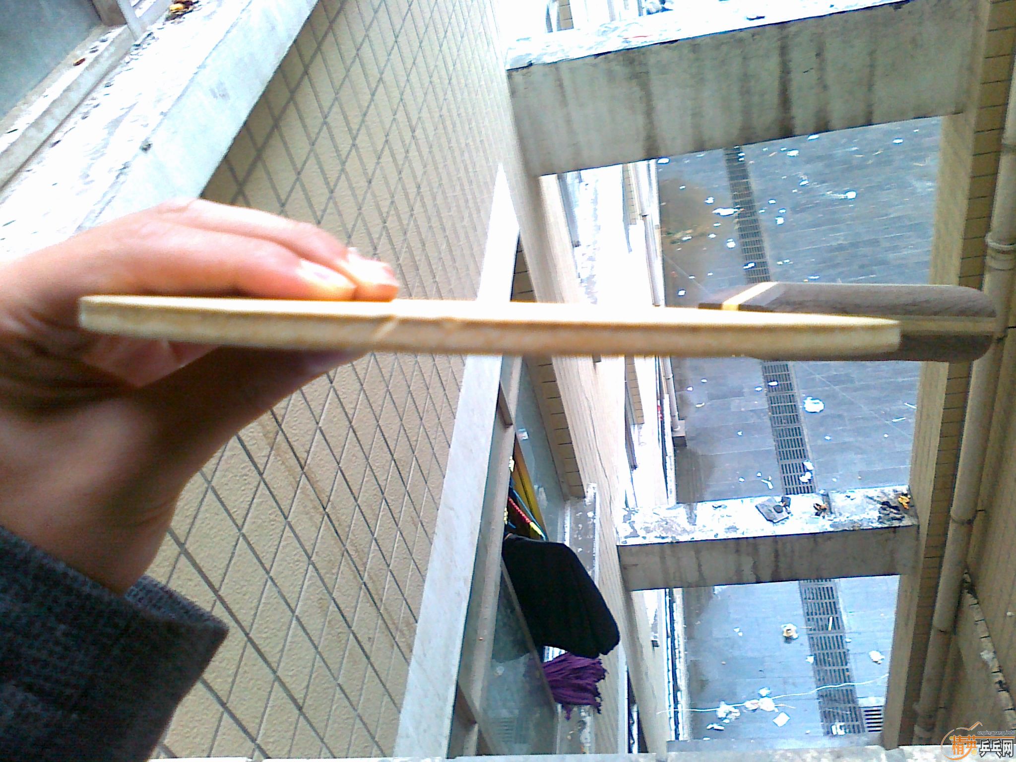 ���µĺ�������ľ��ֱ����ľ��Ʊ���֮��