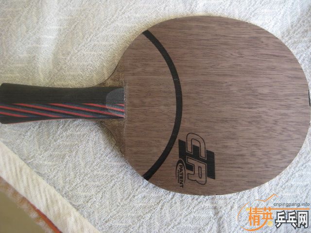 Ʒ7.6