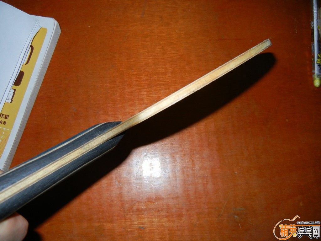 ����ɫ�Ϻõ�����E1 �������4���ɫ�ǳ����Ľ�Ƥ