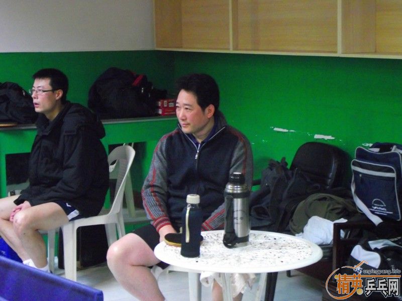 [ԭ��]2011��12��18�ա���óƹ������ֲ����Ͼ�����������ҽԺ�����ֱ�������ƹ����������