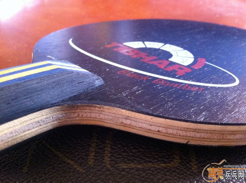 ͦ�κ�ɫ��ը����ͨ������