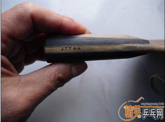 лYEO
