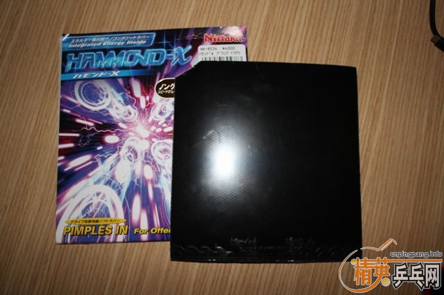 ��׳�����ж���һ˫����Ũ��Ь�������������ߵ��׽���