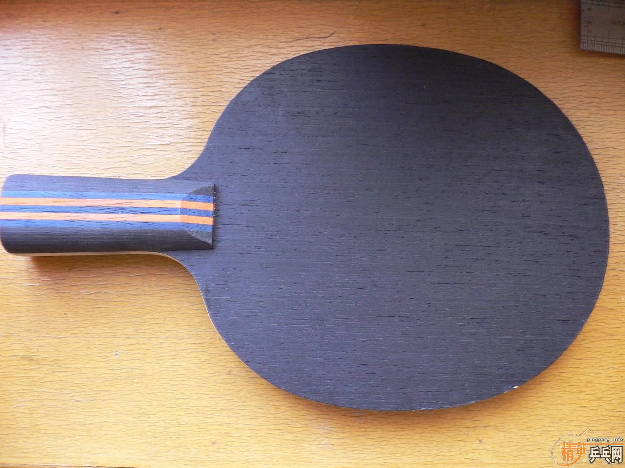 ��������� T���� ��ɫ��ը��