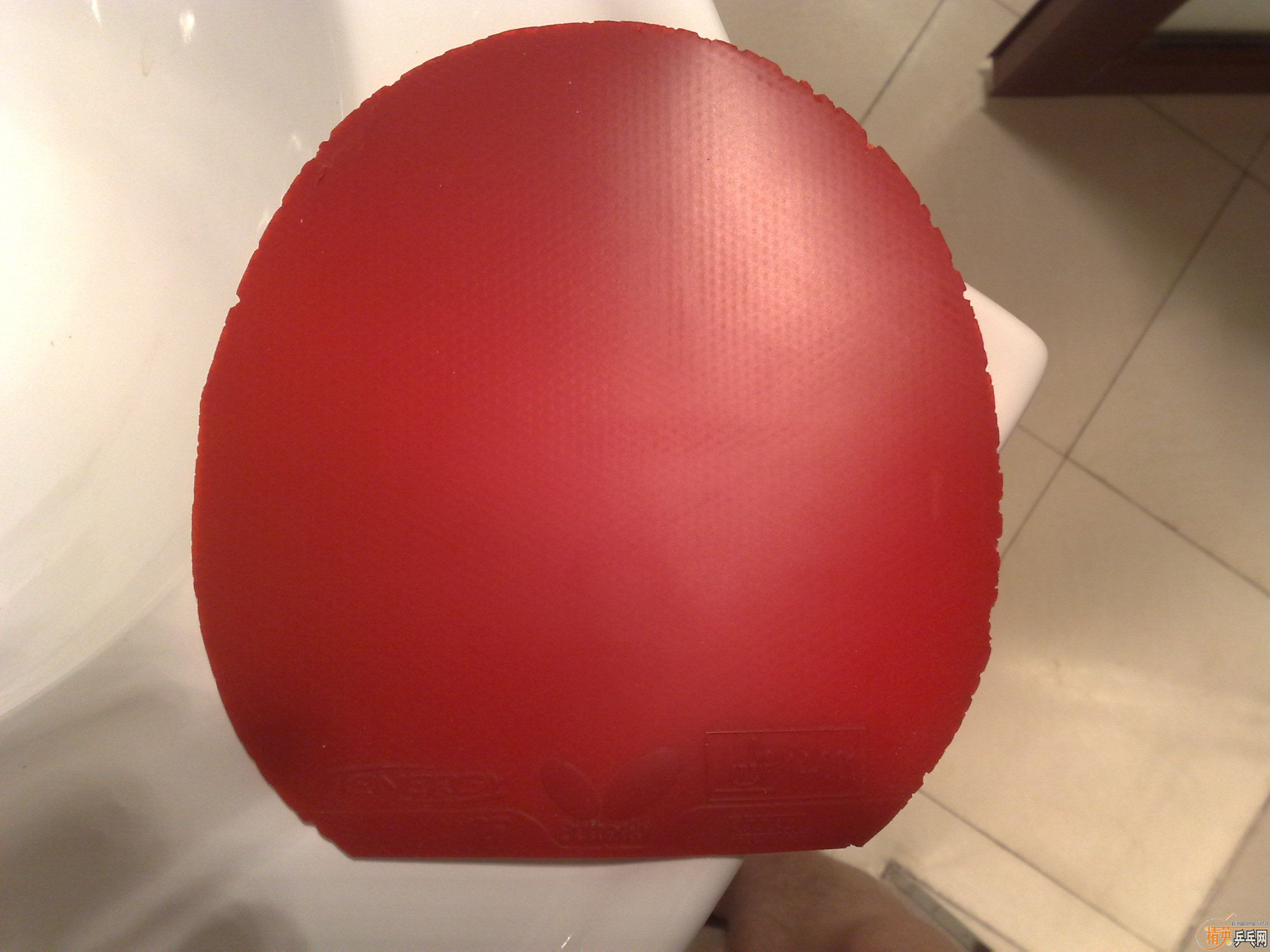 һT05