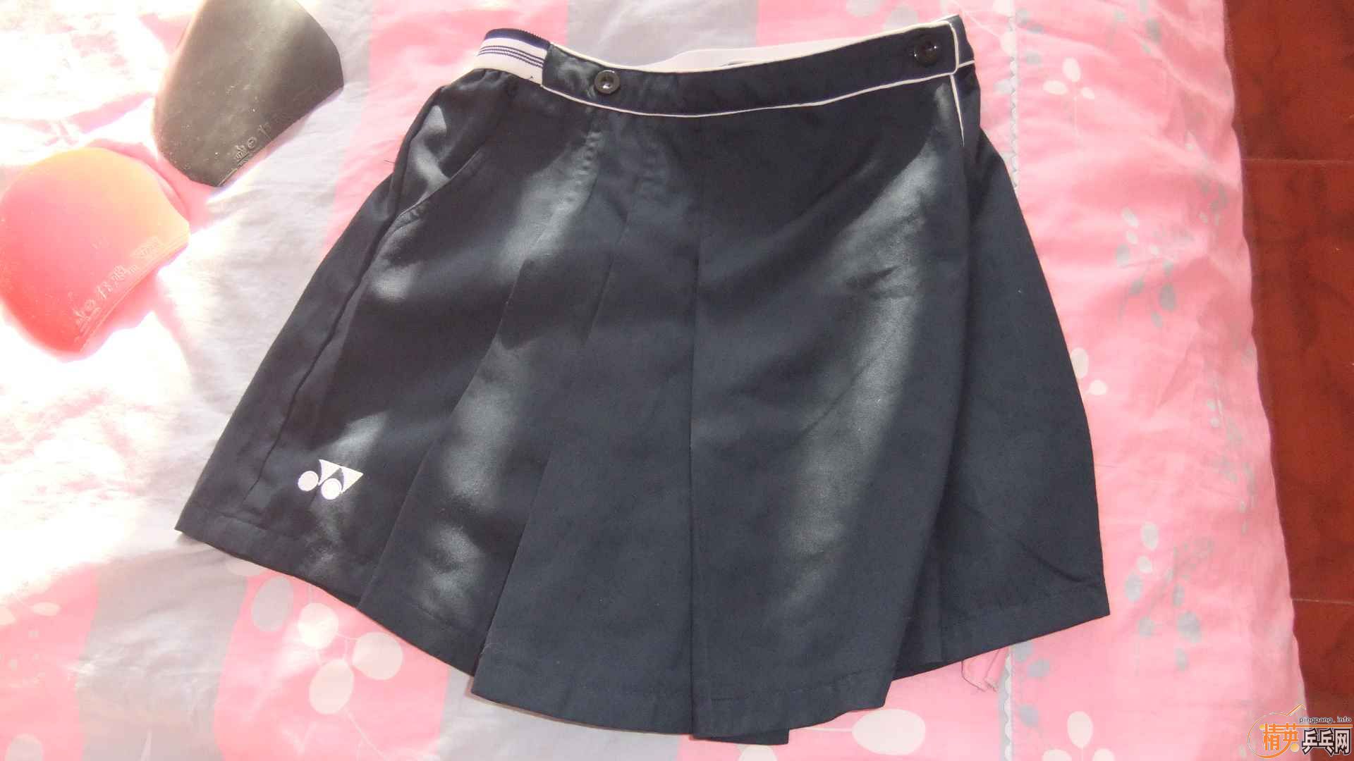 ������ѩñ��YONEX��ë��ȹ 50�����