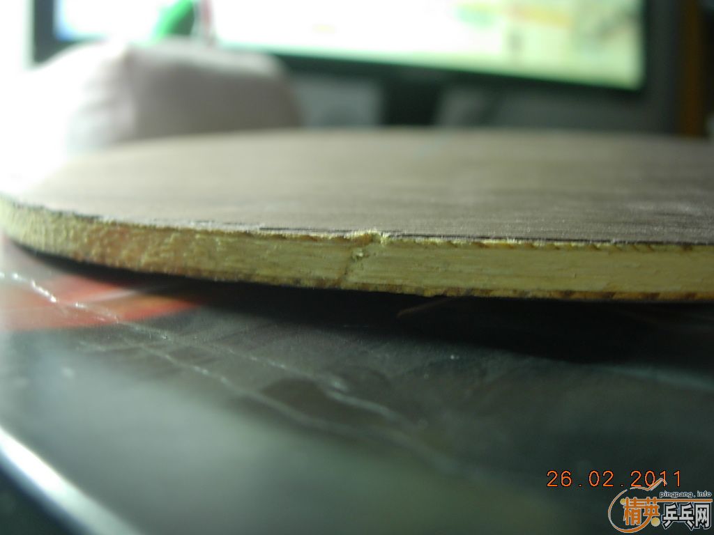 ��һ��ST����OCŷ�棬��С�ı�Ե��м��һ��С�������������׽���300����