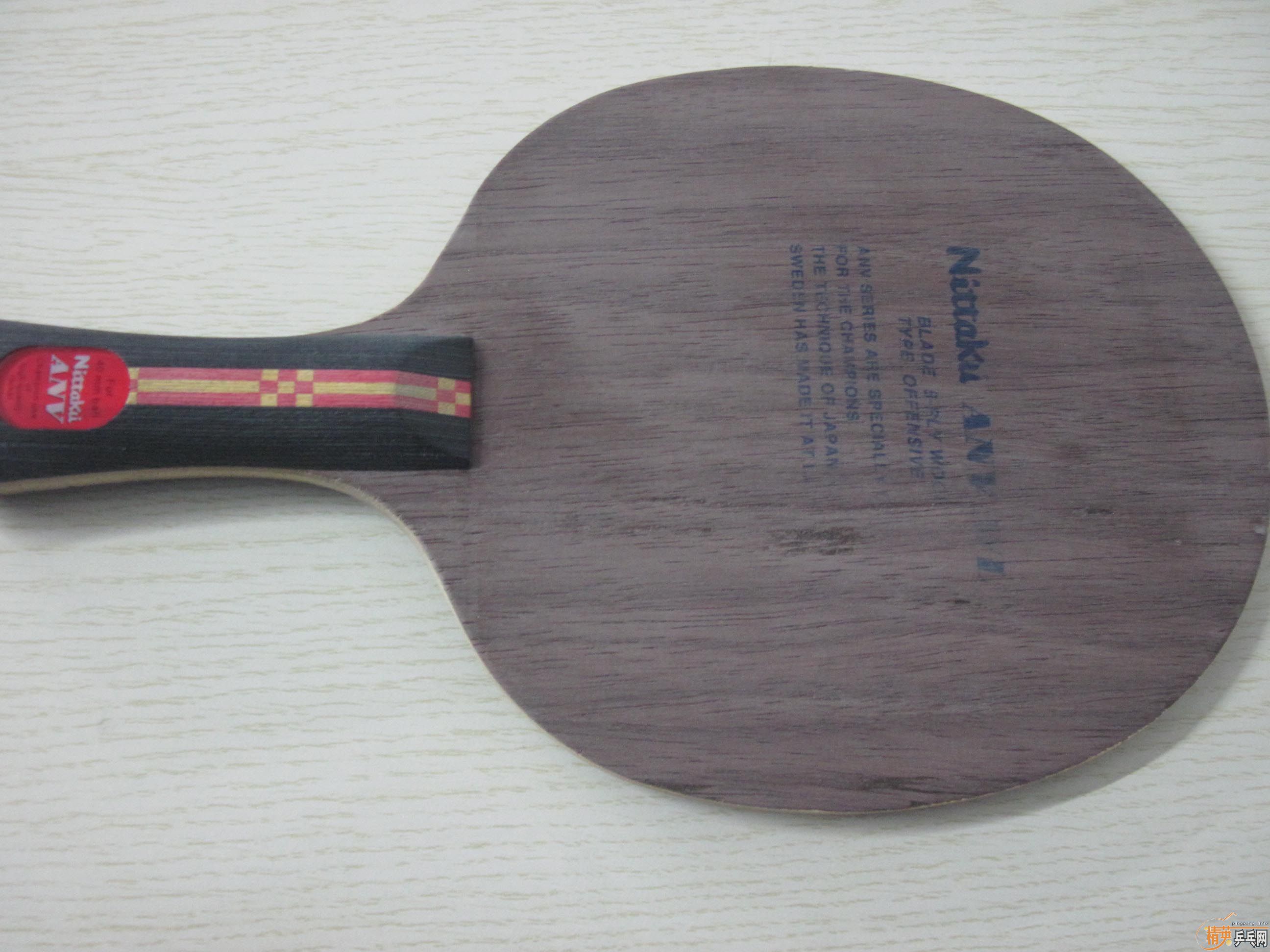 ���������ˣ������������һ��װ��������������񽺣�Nittaku ANV-WL���ʡ���Sriver-L���ۡ�