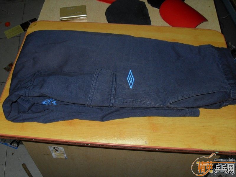 4�齺Ƥ25���ʣ����𱦳��� �����˶�Ь 35����