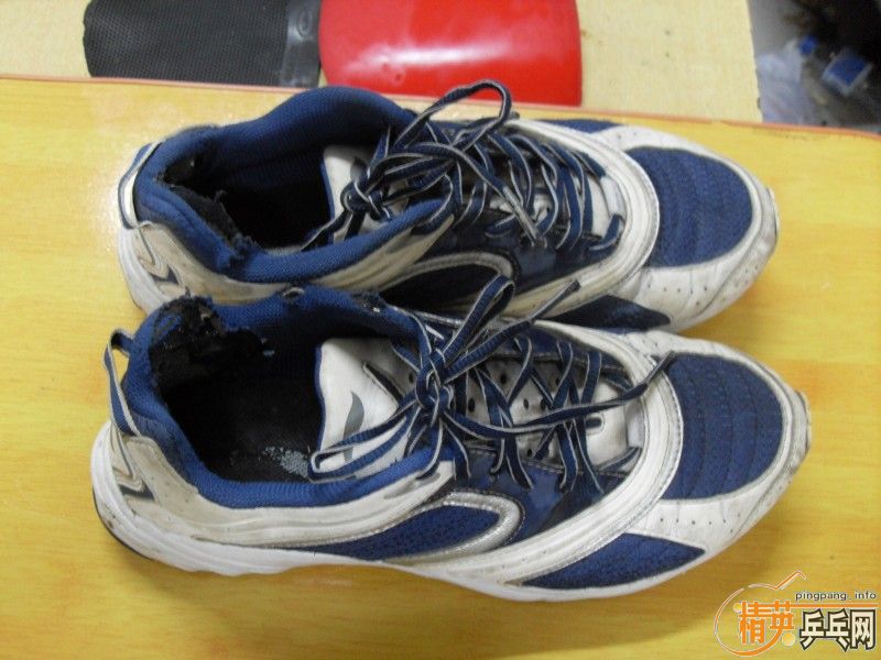 4�齺Ƥ25���ʣ����𱦳��� �����˶�Ь 35����