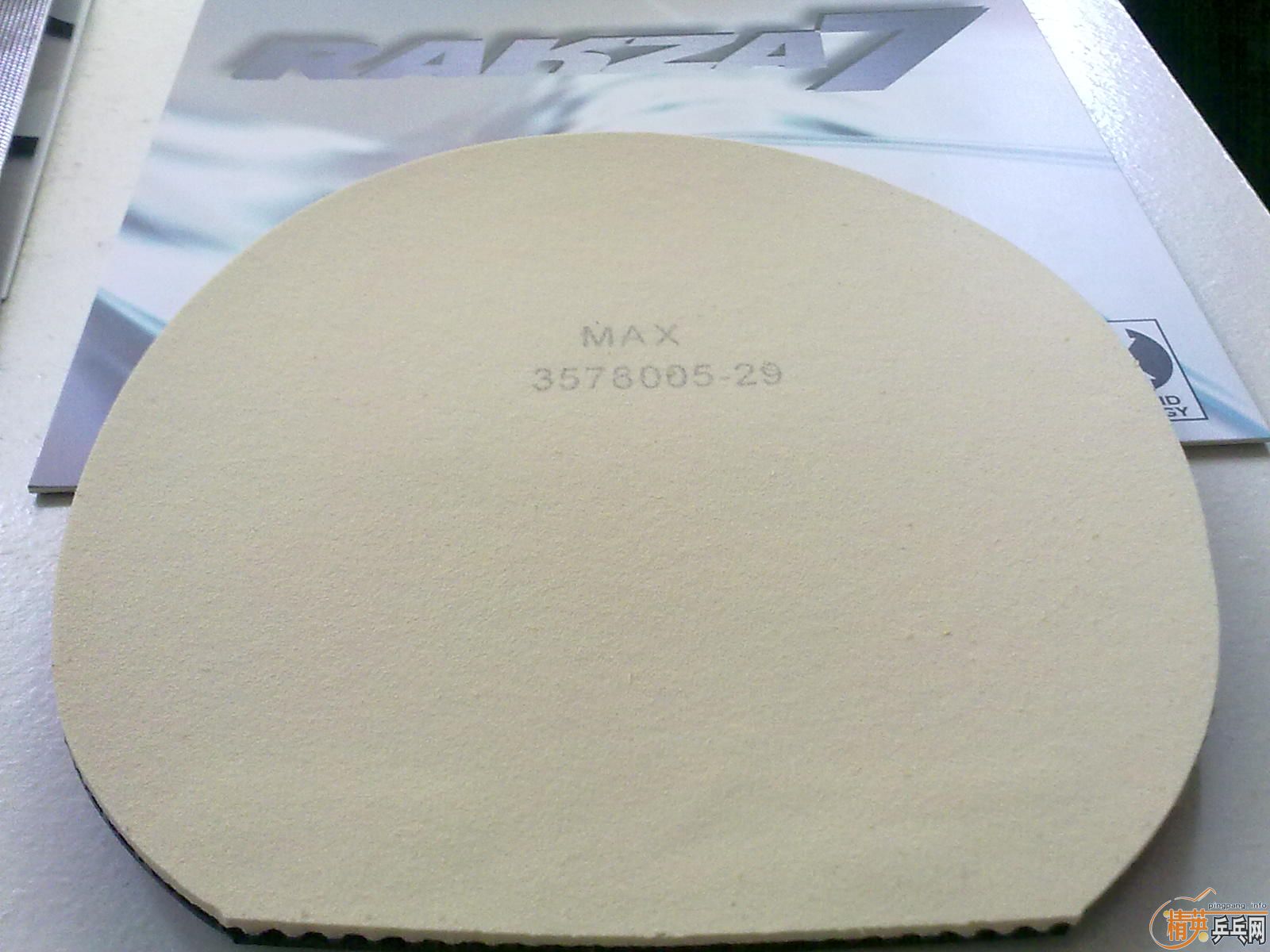 ��һ�������С9.9mm Ariex��ע ����M�� 101.6g rmb900����Ƥ����