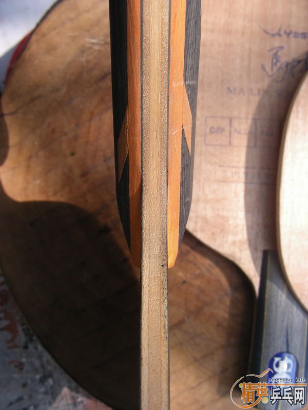 ���ѳ�������������С���ٺ��95��82�˺Ͷ���˺�ɫ�������FL95��88��