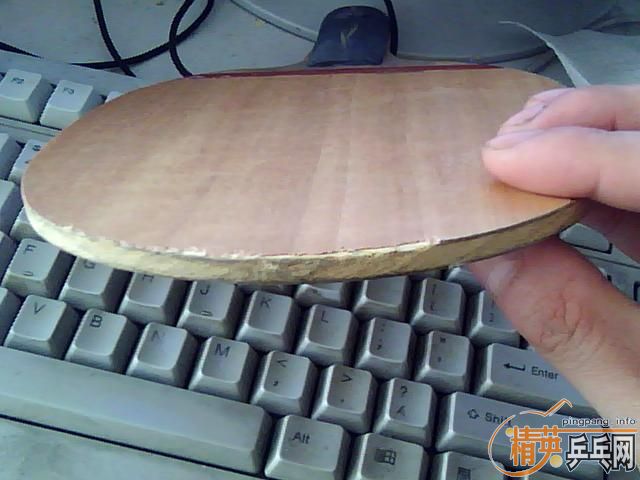 ������ԭ�������˺�򣬳��հ�YE