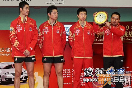 �������գ� ���۹��Ҷӵ���ͷ�����ģ�