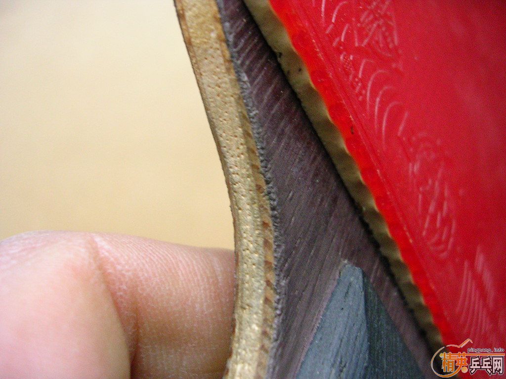 ��һ�����Ӿ���ֱ���һ�ź�ɫ����