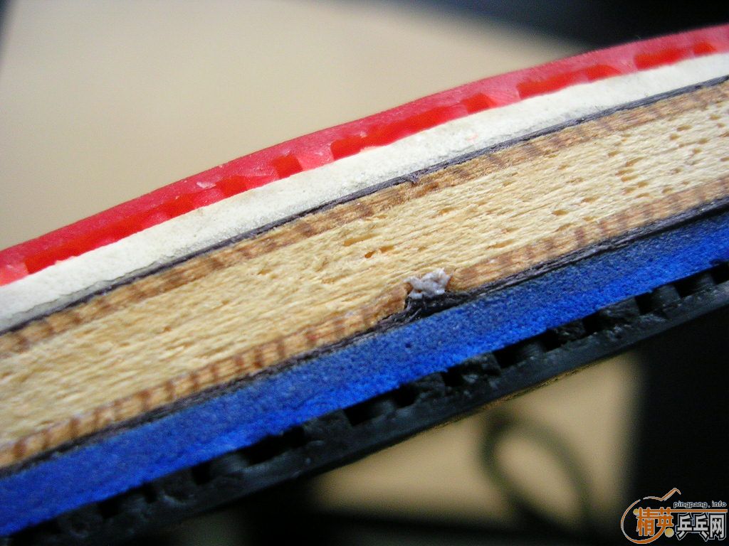 ��һ�����Ӿ���ֱ���һ�ź�ɫ����