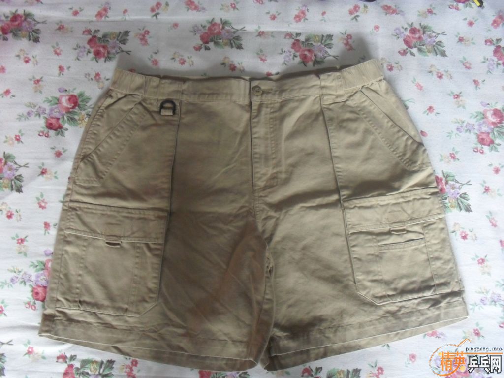 ����һ�����ױ��ǿ������ж̿��һ��levis�߷ֿ�  300Ԫ