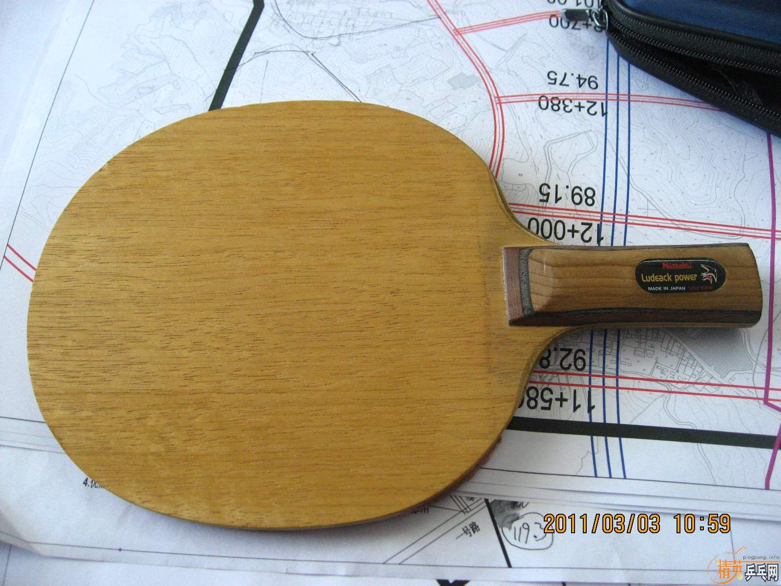 ����ɫ�����ִ���