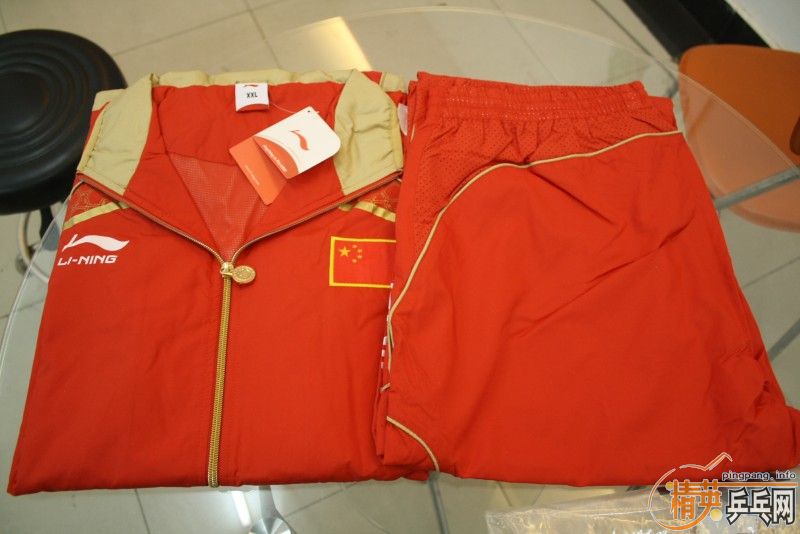 �������գ� ���۹��Ҷӵ���ͷ�����ģ�