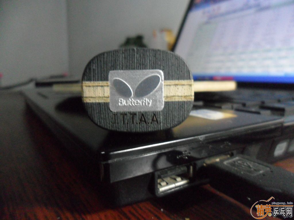 ��Щ�װ� ������ZLC  �հ�����̼ ������ ľ����