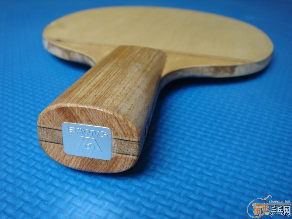 ����ά��̼hc.6.3ľ2Ӳ̼�����µ���������˫ϲk3007������һ�ѽ�Ƥ