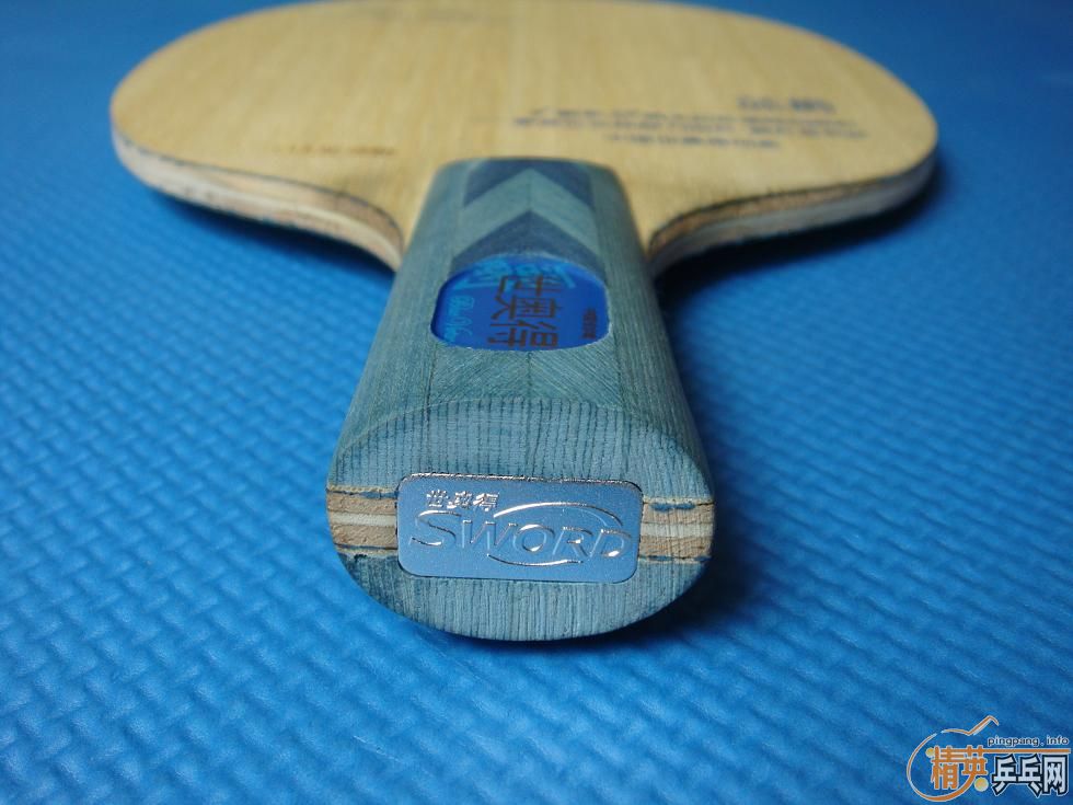 ����ά��̼hc.6.3ľ2Ӳ̼�����µ���������˫ϲk3007������һ�ѽ�Ƥ