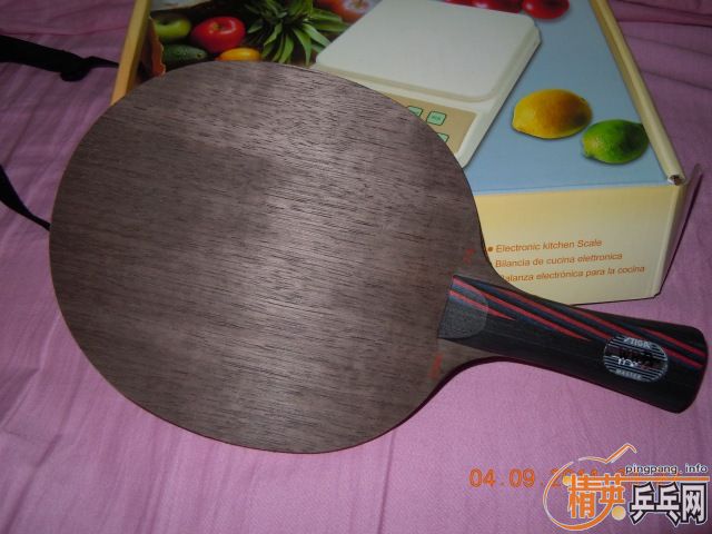 ���ѳ����ӣ�8�����л���ˮ��ֱ�ģ�220���ʣ�