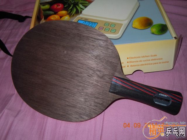 ���ѳ����ӣ�8�����л���ˮ��ֱ�ģ�220���ʣ�