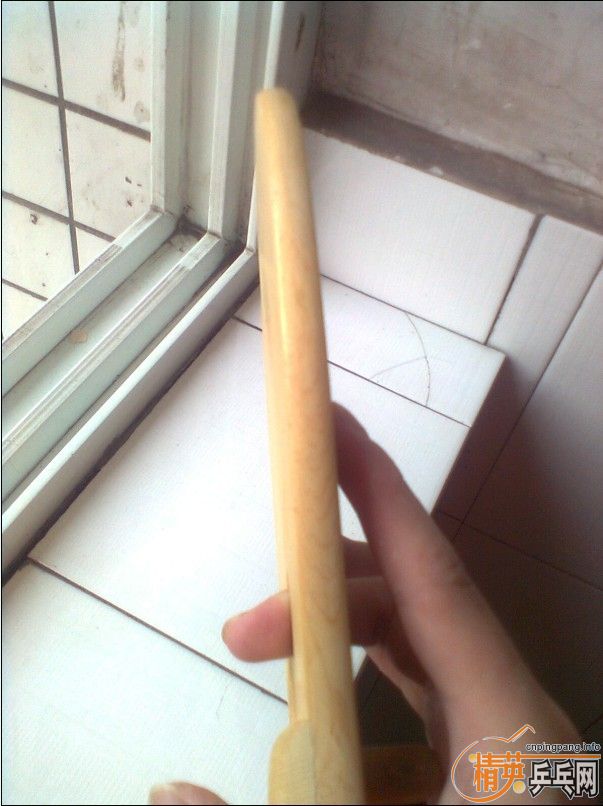 һ��װ壬һ���׽�