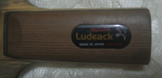 ����۳�һ������������С�����̼