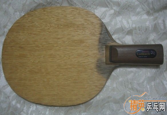 ����۳�һ������������С�����̼