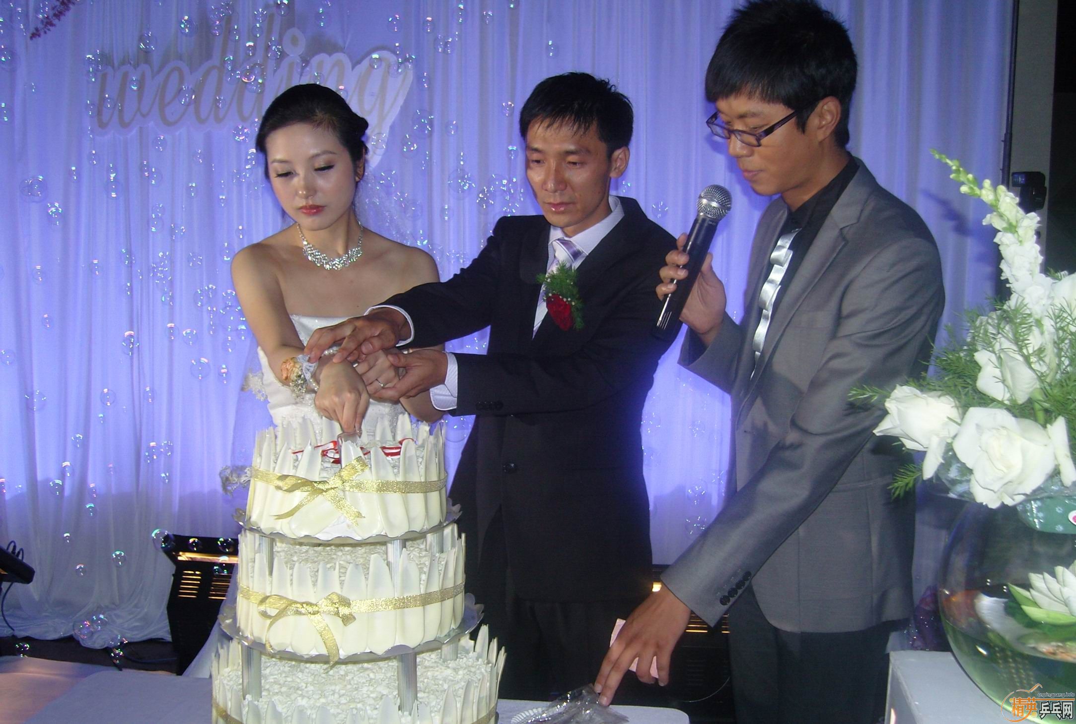IVp5AGC8.jpg