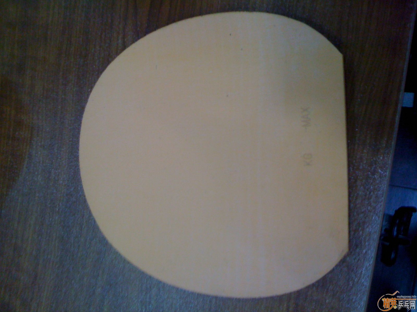 [ԭ��]���������ڵĺ�ɫEL������