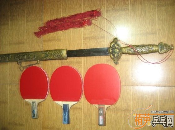 ����������ۺ�����ÿ�������׽�һƬ����ֵ���ߣ��ı����⡣