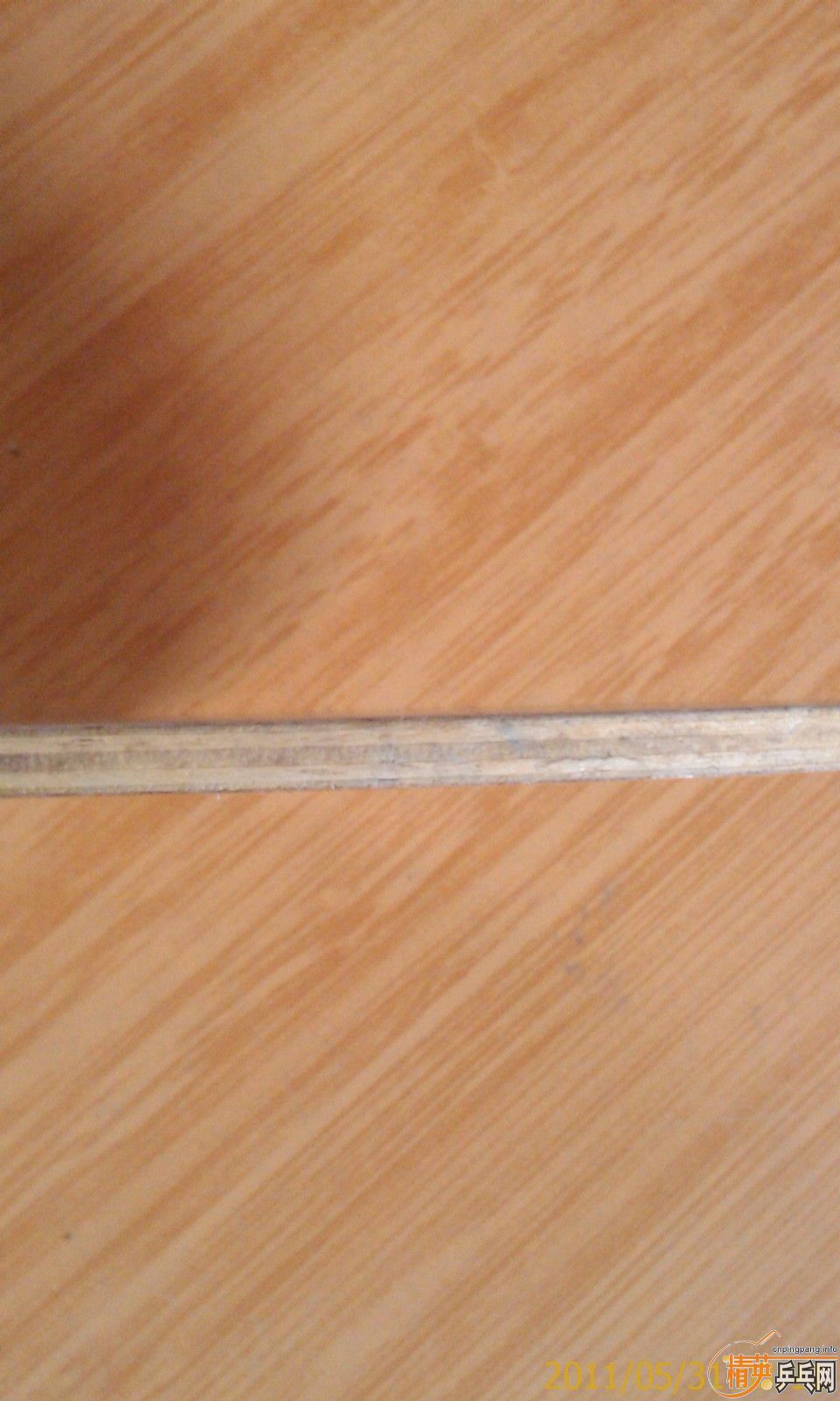 [ԭ��]�޺������л�ST����˰�ǡ���Ʒ��ã����µĶ����F1��ɫ�׽������µ����ʡ������ڸ�һ�ţ��е�С�˵������쳵���ź�ɫ���ݺ�729-2��