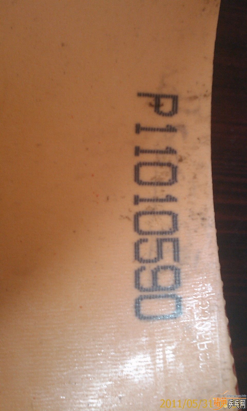 [ԭ��]�޺������л�ST����˰�ǡ���Ʒ��ã����µĶ����F1��ɫ�׽������µ����ʡ������ڸ�һ�ţ��е�С�˵������쳵���ź�ɫ���ݺ�729-2��